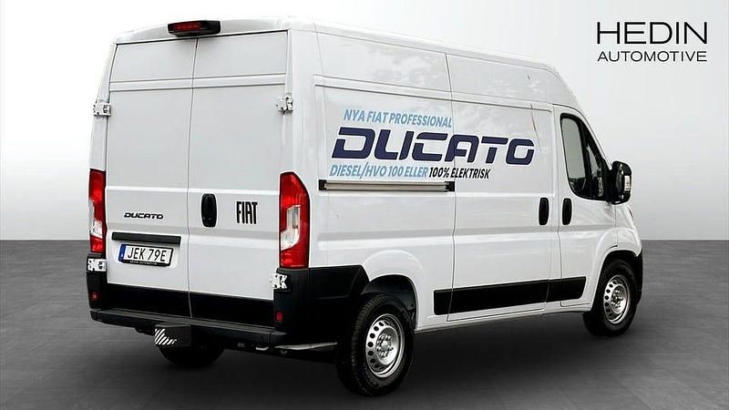 Begagnad Fiat Ducato 140 HK (102 kW) 2024 Vit (white) Van