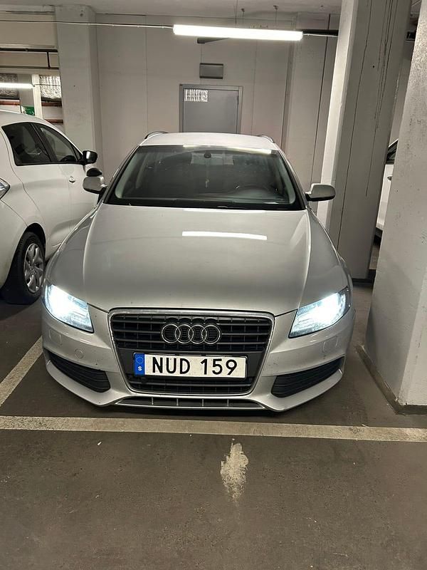 Begagnad 2012 Audi A4 Kombi | 79 000 kr (Bra pris) - Bild 1/4