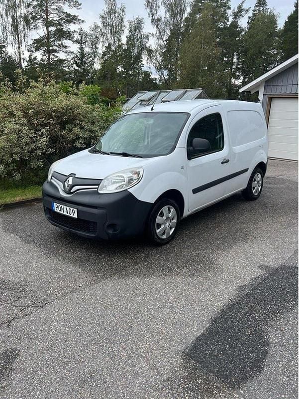 Vit Begagnad 2015 Renault Kangoo Minibuss | 51 000 kr (Superpris) - Bild 1/4