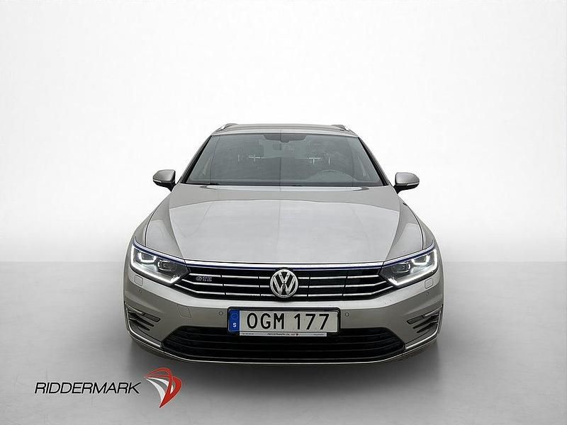 Begagnad VW Passat GTE 218 HK (160 kW) 2016 Silver Kombi