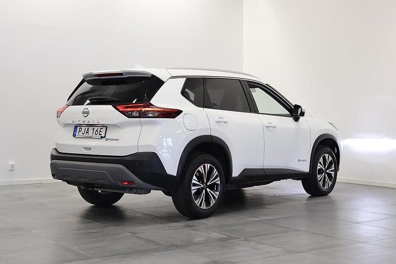 Begagnad Nissan X-Trail N-Connecta 204 HK (150 kW) 2022 Vit SUV