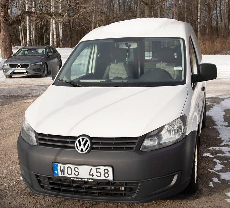 Begagnad VW Caddy 109 HK (80 kW) 2014 Minibuss