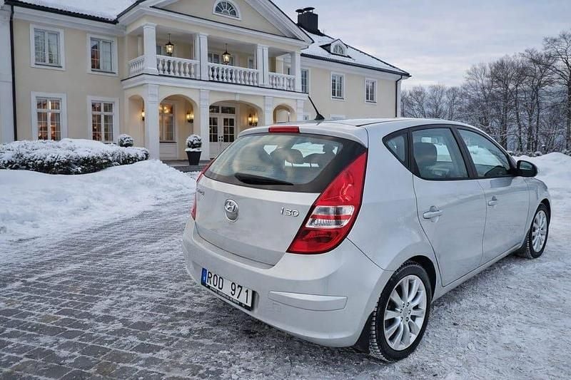 Begagnad Hyundai i30 126 HK (92 kW) 2010