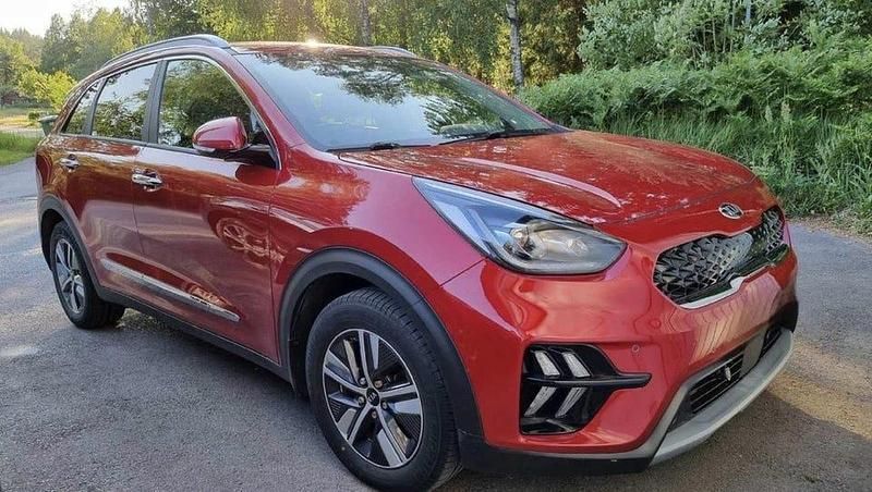 Röd Begagnad 2020 Kia Niro Advance SUV | 208 000 kr (Marknadspris) - Bild 1/2