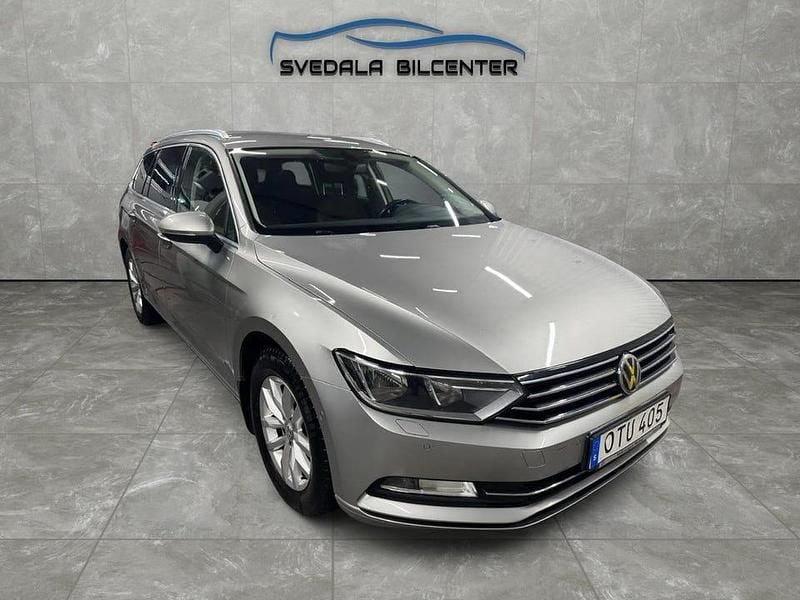 Silver Begagnad 2015 VW Passat Kombi | 139 900 kr (Bra pris) - Bild 1/4
