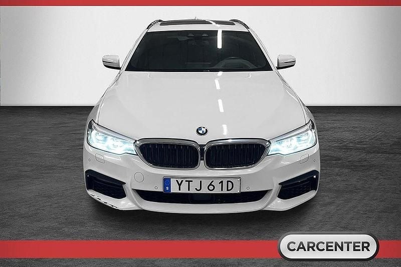 Begagnad BMW 530 M Sport 265 HK (194 kW) 2019 Vit Kombi