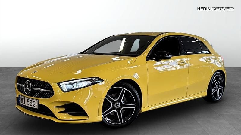 Svart Begagnad 2019 Mercedes A180 AMG line Kombi | 219 900 kr (Marknadspris) - Bild 1/4