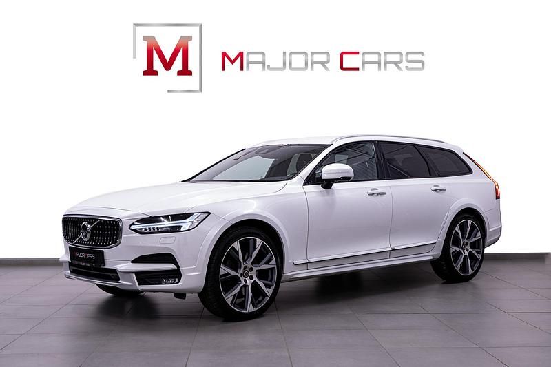 Vit Begagnad 2019 Volvo V90 CC Kombi | 259 900 kr (Lite dyr) - Bild 1/4