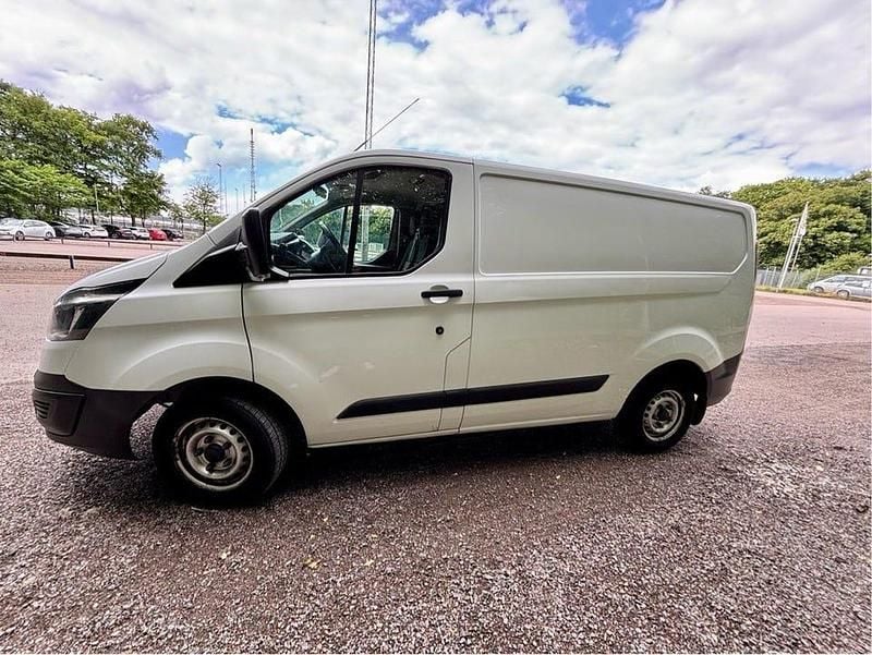 Begagnad Ford Transit Custom 101 HK (74 kW) 2015 Van