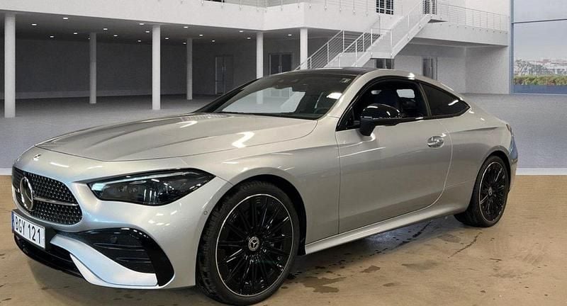 Silver Begagnad 2023 Mercedes CLE300 AMG Line Premium Plus Sportkupé | 689 000 kr (Superpris) - Bild 1/4