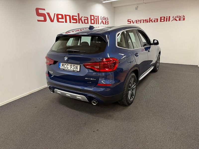 Begagnad BMW X3 184 HK (135 kW) 2021 Blå SUV