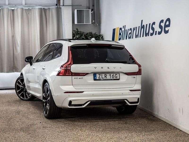 Begagnad Volvo XC60 Ultimate 456 HK (335 kW) 2025 Vitmetallic SUV