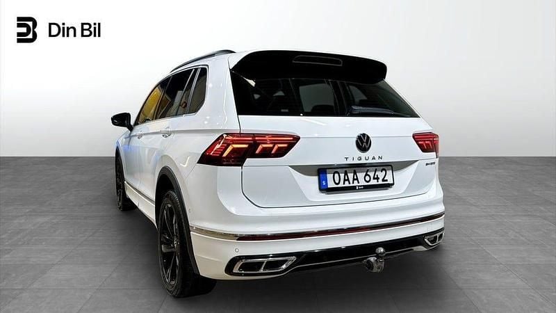 Begagnad VW Tiguan R-line 150 HK (110 kW) 2022 Pure white SUV