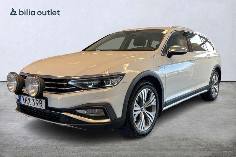 Vit Begagnad 2020 VW Passat Alltrack Kombi | 264 900 kr (Marknadspris) - Bild 1/3