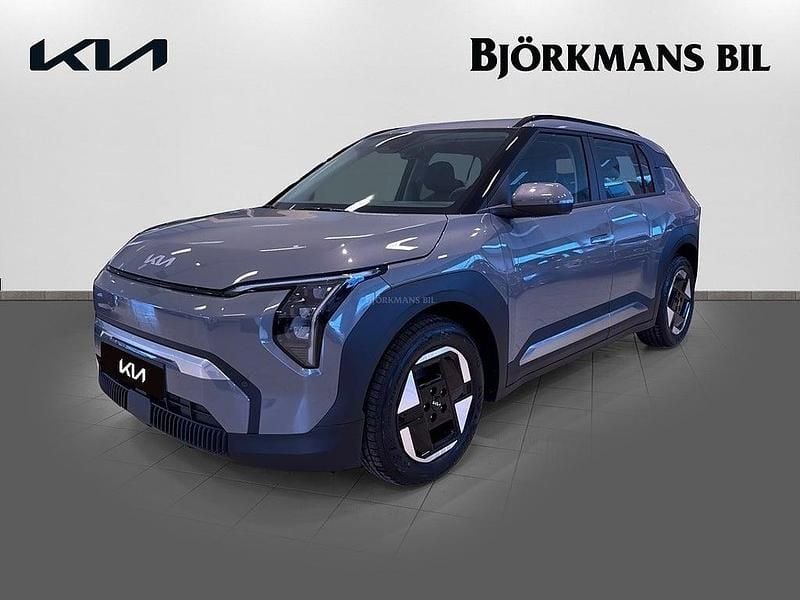 Grå Ny 2025 Kia EV3 SUV | 459 390 kr (Superpris) - Bild 1/4
