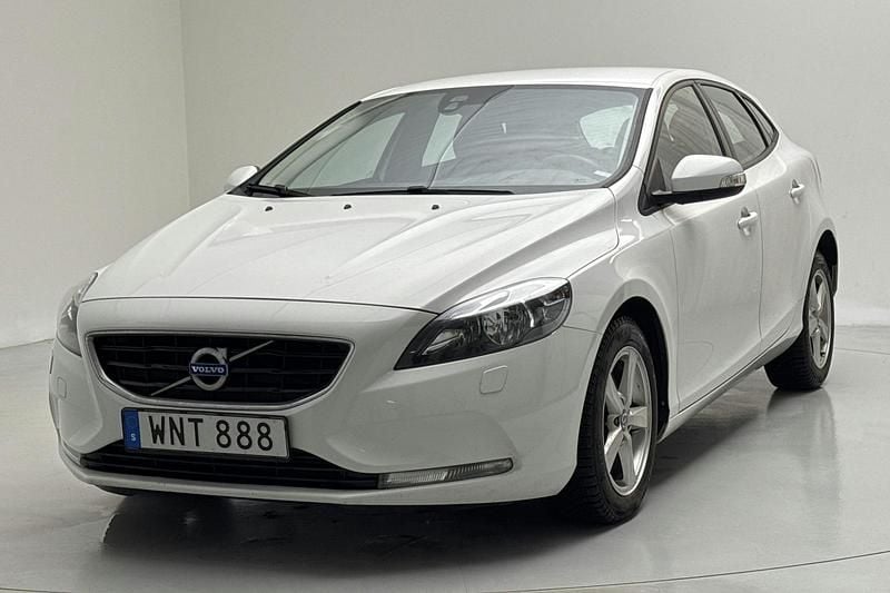 Begagnad Volvo V40 122 HK (89 kW) 2016 Vit
