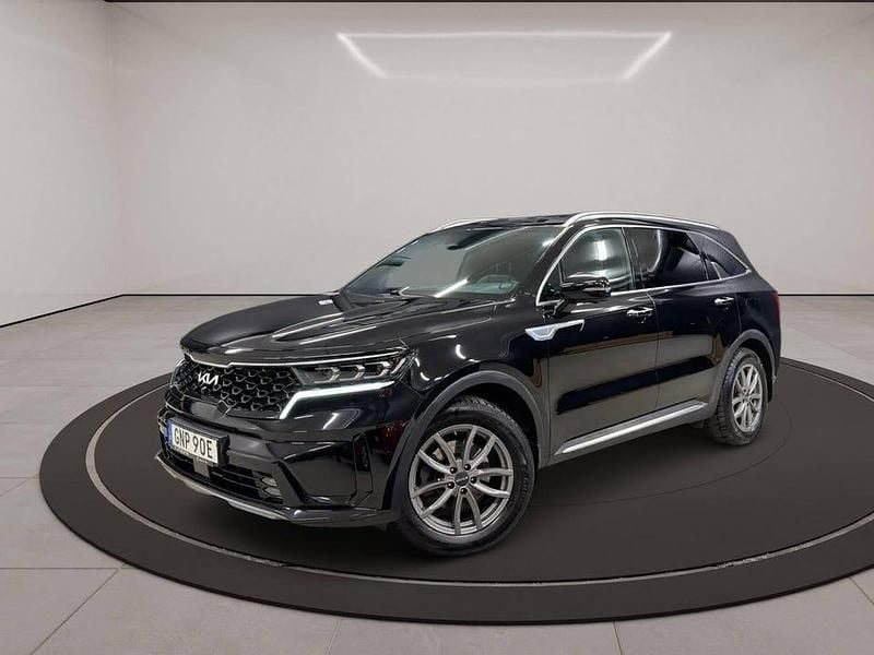 Svart Begagnad 2022 Kia Sorento Advance SUV | 429 900 kr (Marknadspris) - Bild 1/3