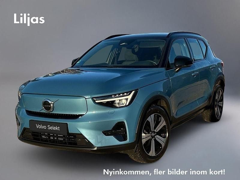 Blå Begagnad 2022 Volvo XC40 Core SUV | 329 000 kr - Bild 1/2
