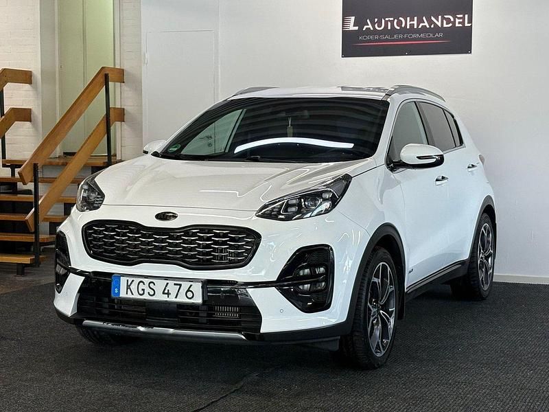 Vit Begagnad 2018 Kia Sportage GT-Line SUV | 239 900 kr (Lite dyr) - Bild 1/4