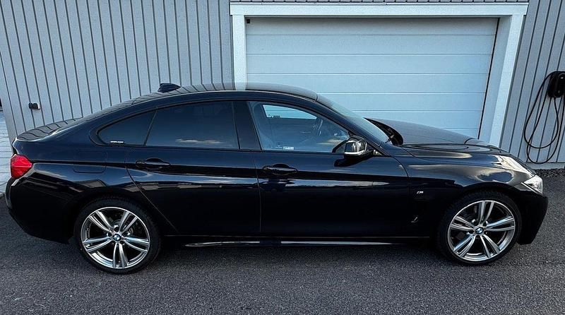 Svart Begagnad 2017 BMW 430 Gran Coupé M Sport Sportkupé | 255 000 kr (Bra pris) - Bild 1/4