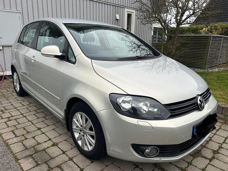 Brun Begagnad 2010 VW Golf Plus Cross Minibuss | 48 000 kr (Marknadspris) - Bild 1/4
