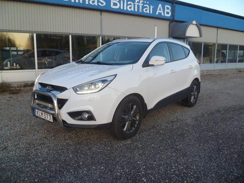 Vit Begagnad 2014 Hyundai ix35 SUV | 74 000 kr (Marknadspris) - Bild 1/4
