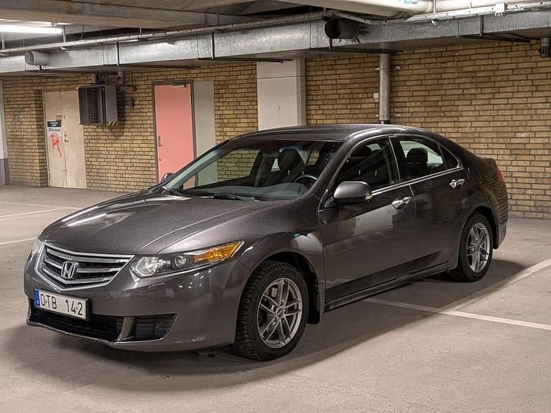 Begagnad Honda Accord 156 HK (114 kW) 2009