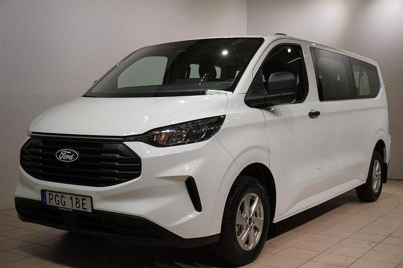 Vit Begagnad 2024 Ford Transit Custom Trend Kombi | 599 875 kr (Marknadspris) - Bild 1/4