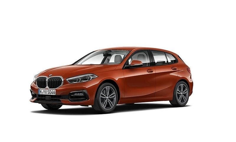 Orange Begagnad 2022 BMW 118 Sport Line Halvkombi | 259 500 kr (Marknadspris) - Bild 1/2