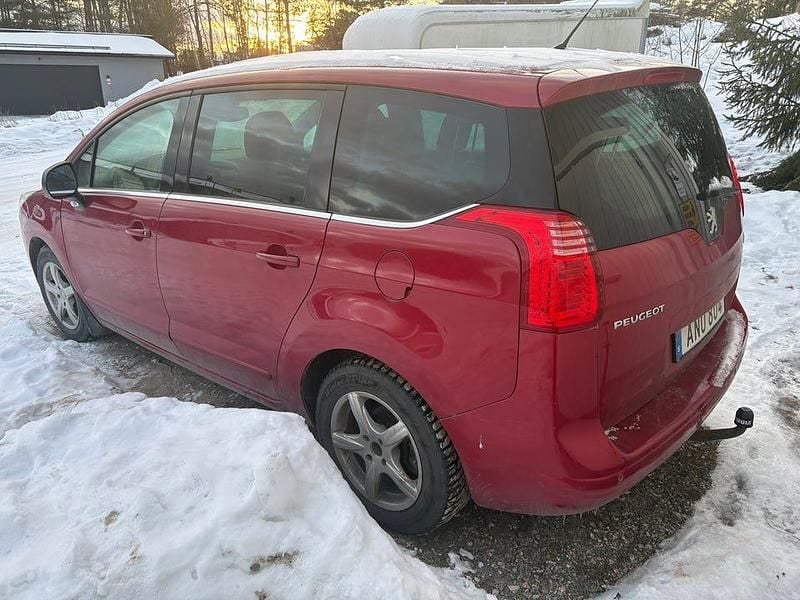 Begagnad Peugeot 5008 109 HK (80 kW) 2010 Minibuss