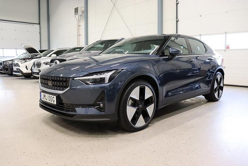 Mörkblå (blå) Begagnad 2022 Polestar 2 Long Range Single Motor Halvkombi | 359 800 kr (Lite dyr) - Bild 1/4