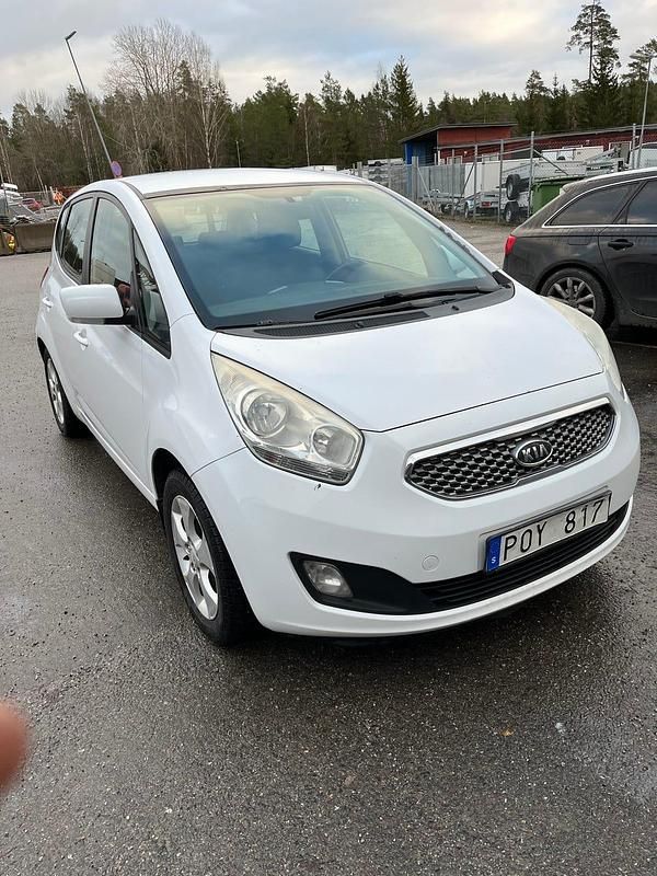 Begagnad Kia Venga 90 HK (66 kW) 2010 Halvkombi