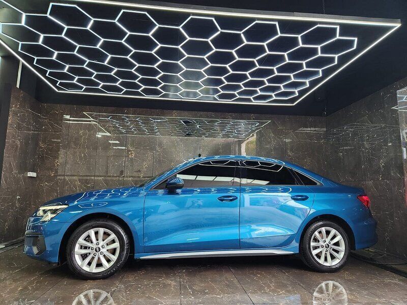 Begagnad Audi A3 Comfort 150 HK (110 kW) 2021 Blå Sedan