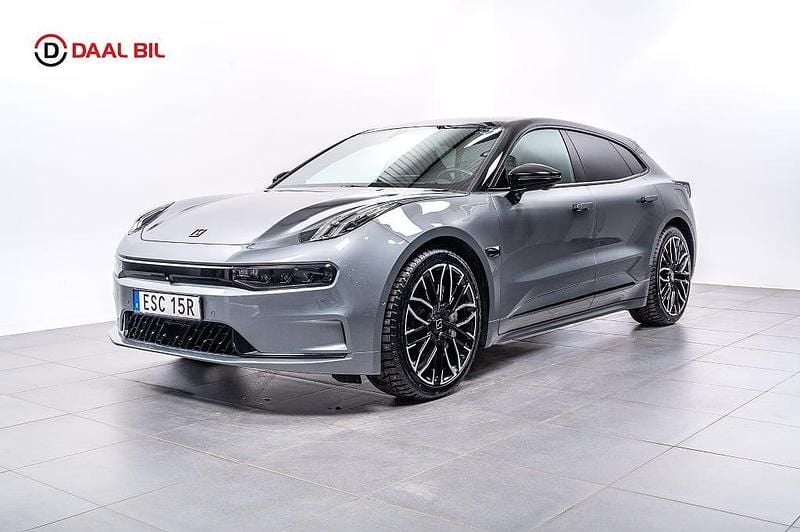 Begagnad Zeekr 001 400 kW (544 HK) 2023 Grå Halvkombi