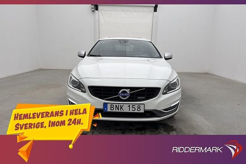 Begagnad Volvo V60 R-Design Summum 215 HK (158 kW) 2014 Vit Kombi