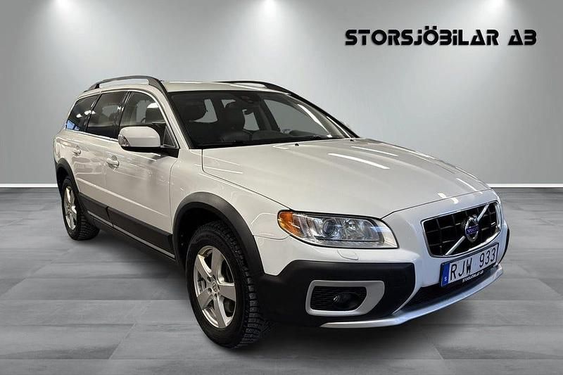 Vit Begagnad 2012 Volvo XC70 Momentum Kombi | 149 000 kr (Lite dyr) - Bild 1/4