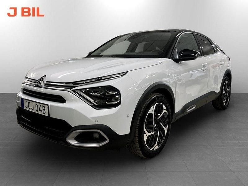 Vit Begagnad 2024 Citroën C4 Shine Halvkombi | 224 900 kr (Marknadspris) - Bild 1/4