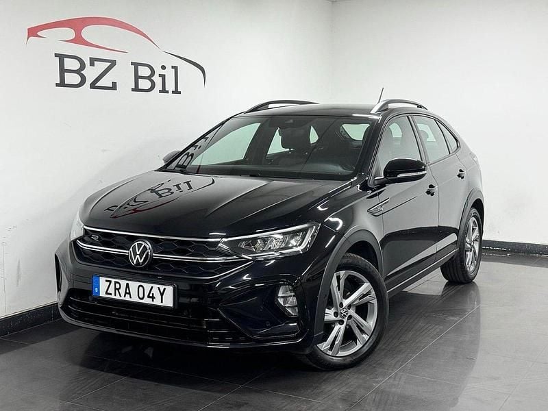 Svart Begagnad 2023 VW Taigo R-line SUV | 234 900 kr (Marknadspris) - Bild 1/4