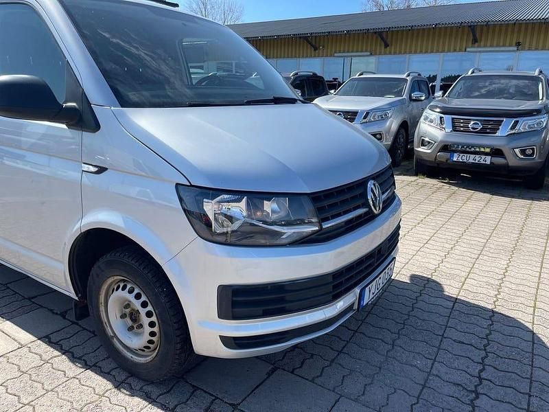 Begagnad VW T6 102 HK (75 kW) 2018 Silver Van