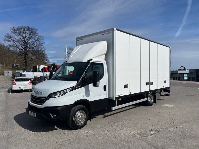 Vit Ny 2025 Iveco Daily Van | 1 368 750 kr - Bild 1/4