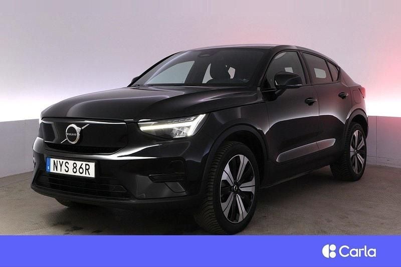 Svart Begagnad 2023 Volvo C40 Core SUV | 339 900 kr (Marknadspris) - Bild 1/3