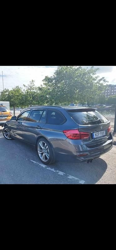 Begagnad BMW 320 190 HK (139 kW) 2016 Kombi