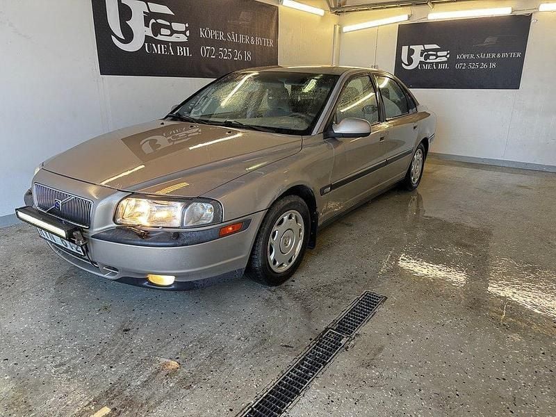 Ljusbrun Begagnad 2000 Volvo S80 Sedan | 9 900 kr (Bra pris) - Bild 1/4