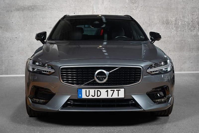 Begagnad Volvo V90 R-Design 192 HK (141 kW) 2020 Grå Kombi