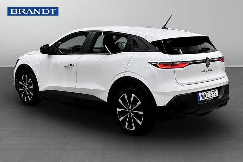 Begagnad Renault Mégane IV Evolution 97 kW (132 HK) 2023 Vit