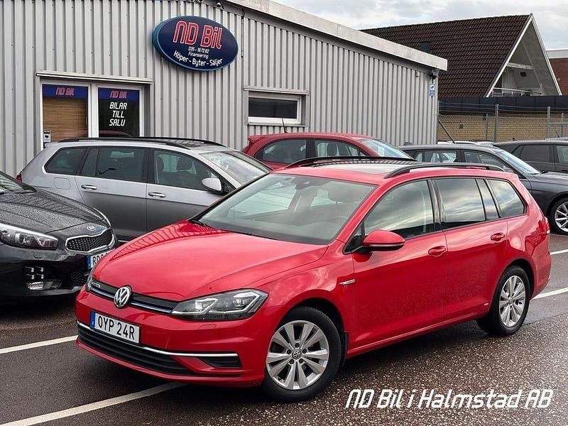 Röd Begagnad 2019 VW Golf VII Kombi | 116 000 kr (Marknadspris) - Bild 1/4