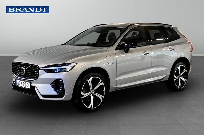 Begagnad Volvo XC60 R-Design Pro 397 HK (291 kW) 2022 Silver SUV