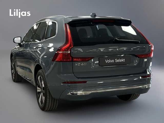 Begagnad Volvo XC60 Plus 355 HK (261 kW) 2023 Grå SUV