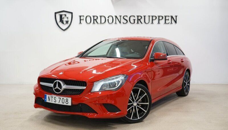 Röd Begagnad 2015 Mercedes CLA250 Shooting Brake Kombi | 139 800 kr (Bra pris) - Bild 1/2