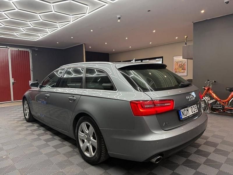 Begagnad Audi A6 204 HK (150 kW) 2012 Grå Kombi